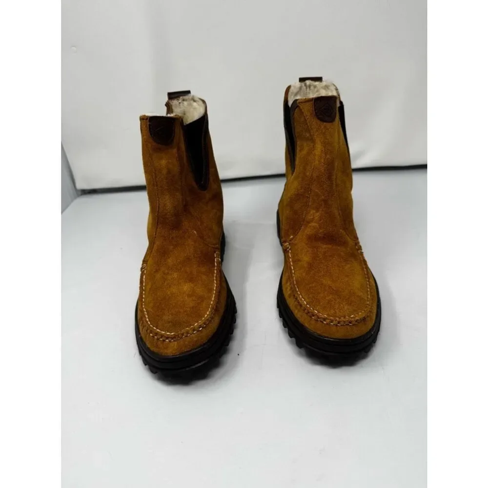 Quoddy Barn Boot Suede 9 NWOT